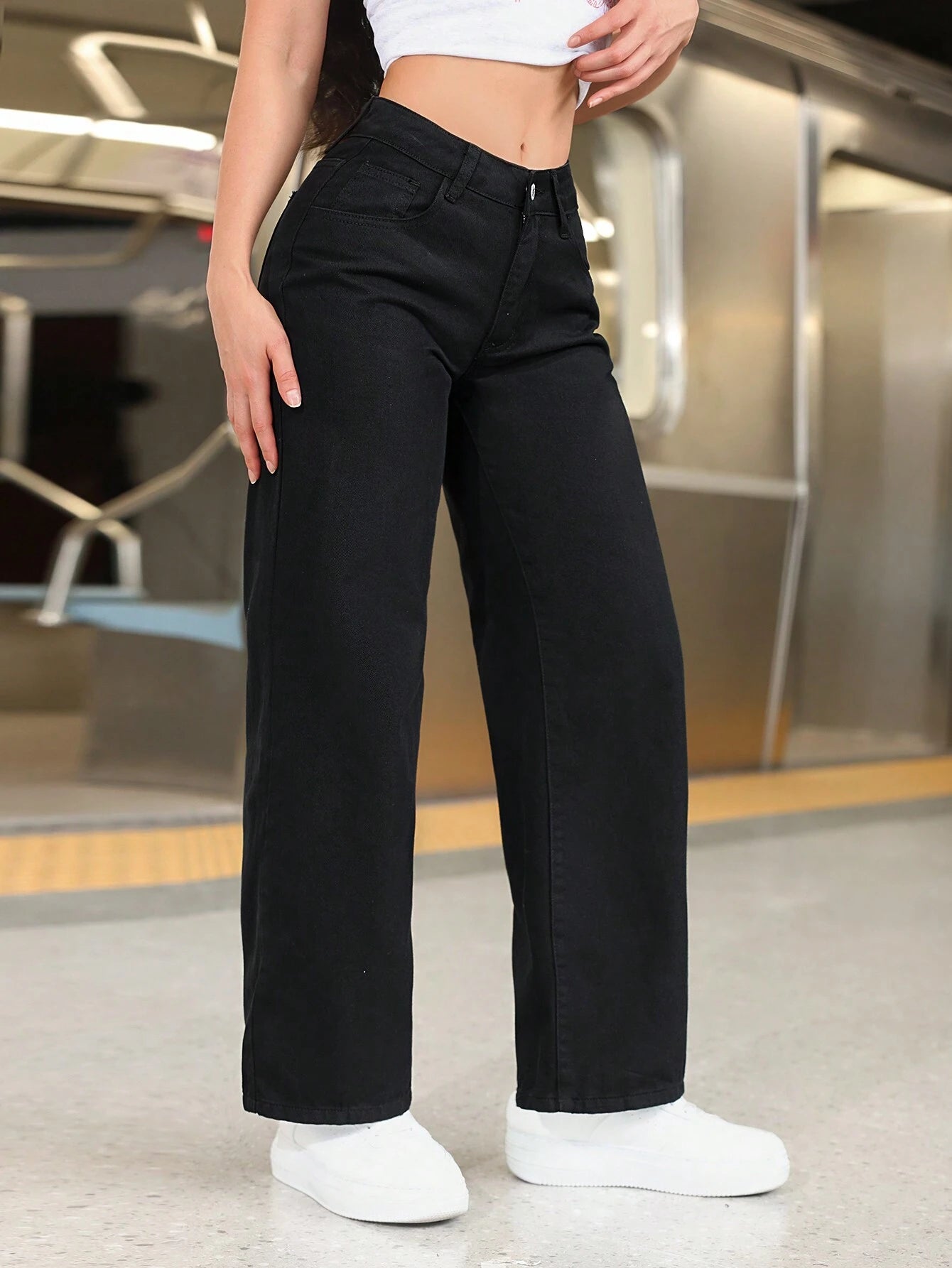 PETITE Women'S Distressed Washed Denim Jeans